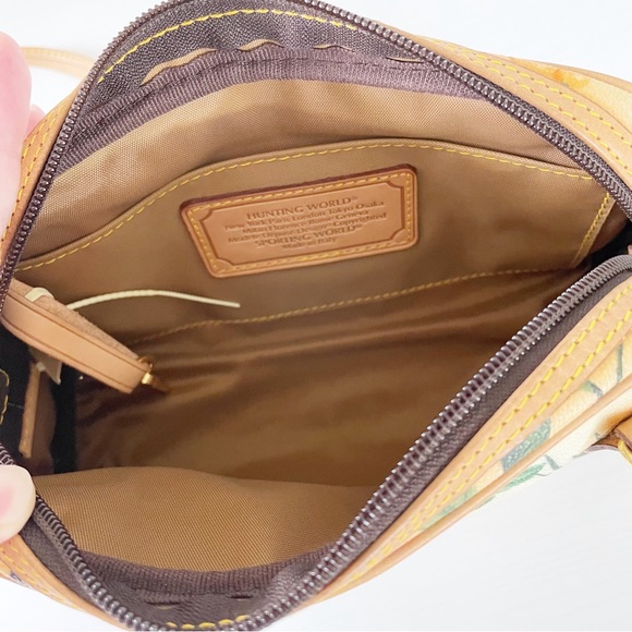 Hunting World floral coated canvas and leather crossbody shoulder bag - Picture 7 of 10